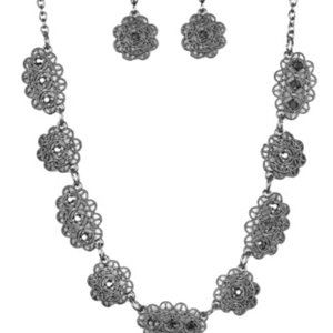 Paparazzi Vintage Vogue Black Necklace and Earrings